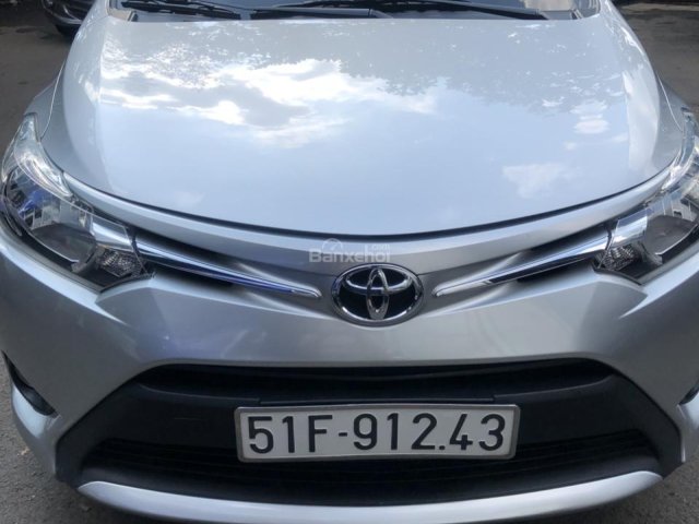 Bán Toyota Vios 1.5E năm 2016, màu bạc