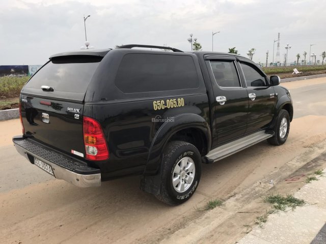 Bán xe bán tải Toyota Hilux 3.0G máy dầu, số sàn, 2 cầu, nhập Thái Lan 2009 đi đúng 155.000 km xe mới cứng