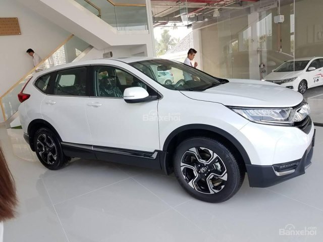 Honda CRV nhập Thái Lan, đặt cọc sớm, giao xe tết