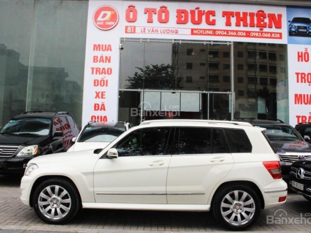 Bán Mercedes GLK300 đời 2009, màu trắng, xe nhập giá cạnh tranh