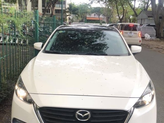 Bán Mazda 3 G sản xuất 2017, màu trắng, nhập khẩu