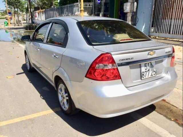 Bán Chevrolet Aveo 1.5LTZ sản xuất 2014, màu bạc số tự động