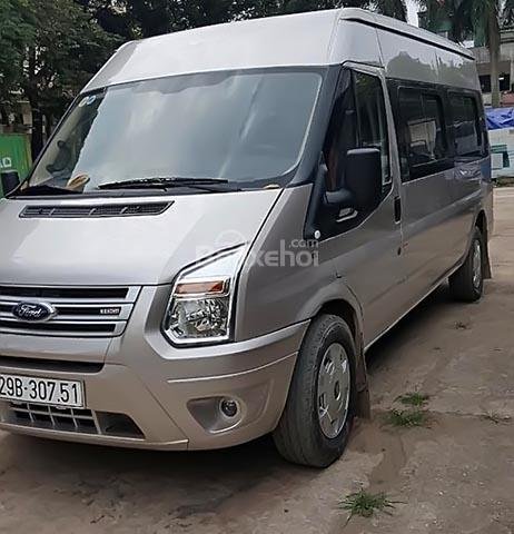 Cần bán xe Ford Transit Standard MID đời 2015, màu bạc, xe gia đình 