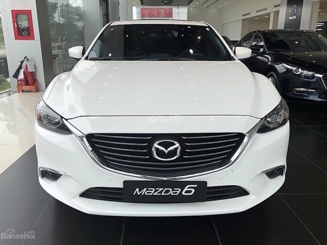 Bán Mazda 6 2.5L Premium sản xuất năm 2018, màu trắng