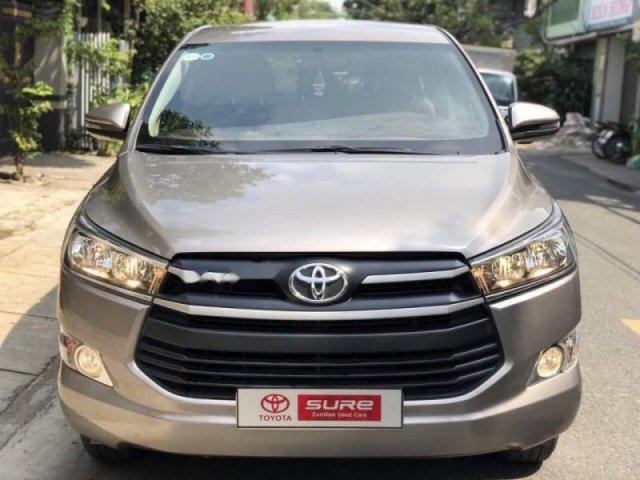 Bán Toyota Innova đời 2017, màu nâu, giá tốt