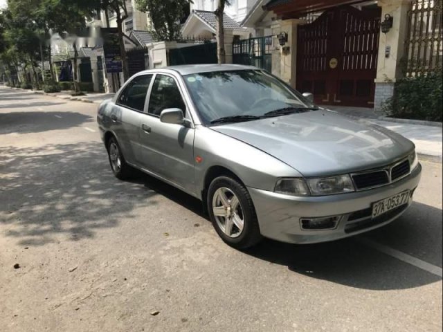 Chính chủ bán Mitsubishi Lancer đời 2005, màu bạc, xe nhập