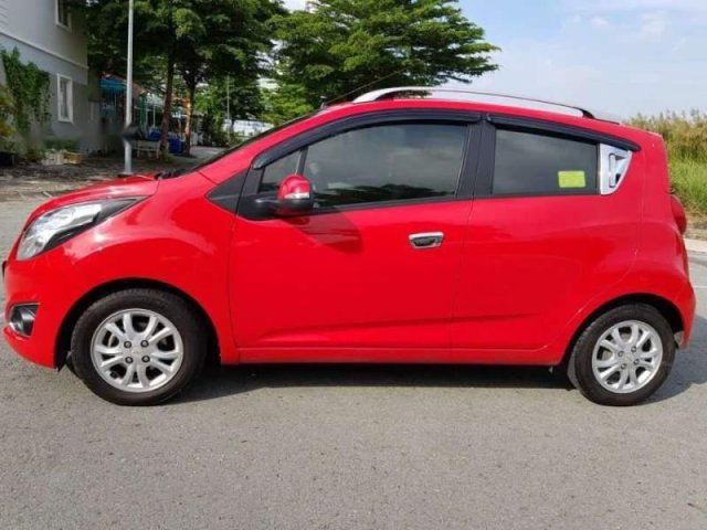 Xe Chevrolet Spark AT sản xuất năm 2013, màu đỏ giá cạnh tranh