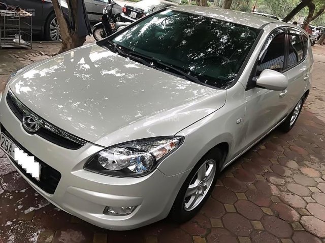 Bán Hyundai i30 AT 1.6 đời 2008, màu kem (be), nhập khẩu  