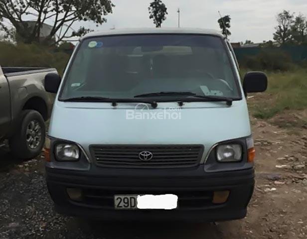 Cần bán lại xe Toyota Hiace Van 2.0 2000, màu xanh lam, giá 90tr