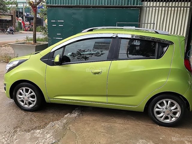 Cần bán gấp Chevrolet Spark LTZ 1.0 AT đời 2013