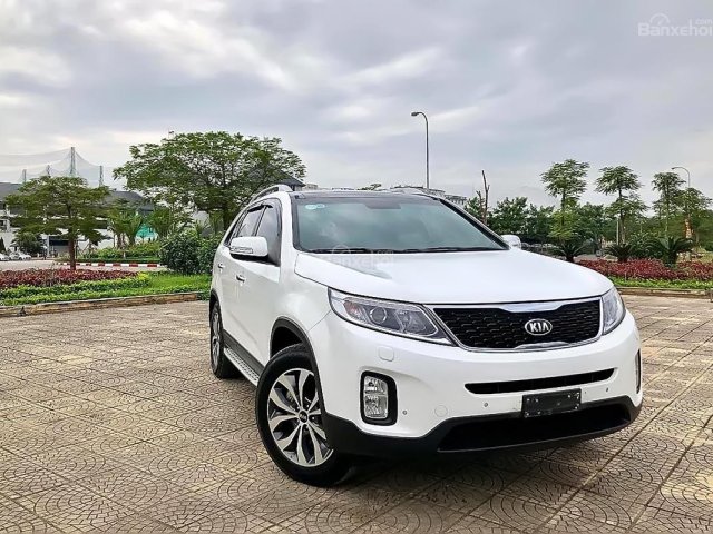 Bán Kia Sorento GATH sản xuất 2016, màu trắng, giá 799tr