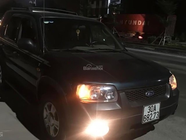 Cần bán Ford Escape năm 2002, màu đen, giá chỉ 155 triệu