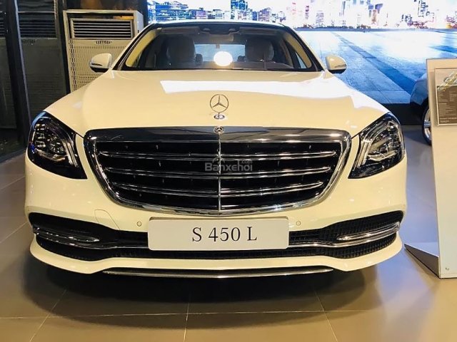 Bán Mercedes S450L năm sản xuất 2018, màu trắng