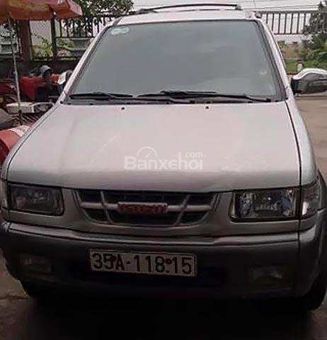 Cần bán lại xe Isuzu Hi lander V-spec 2.5 MT đời 2005, màu bạc còn mới, giá tốt