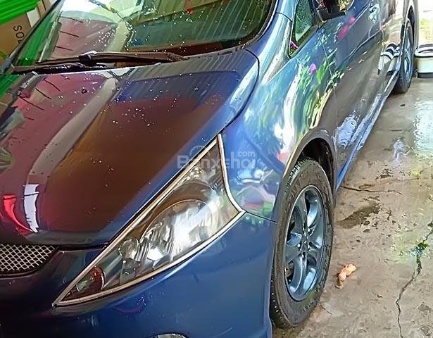 Bán xe Mitsubishi Grandis 2.4 AT đời 2005, màu xanh lam 