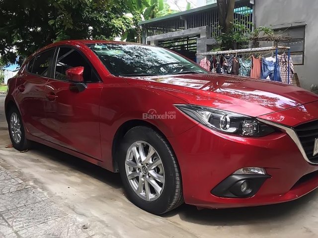 Bán xe Mazda 3 1.5 AT đời 2015, màu đỏ như mới, giá 605tr