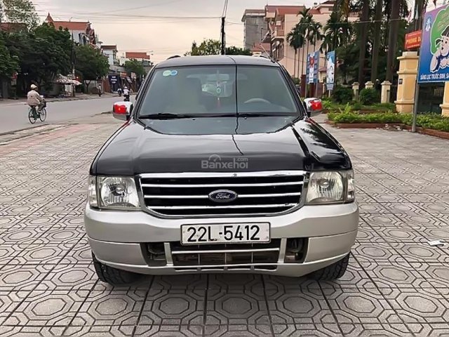 Bán Ford Everest 2.5L 4x2 MT năm 2005, màu đen giá cạnh tranh