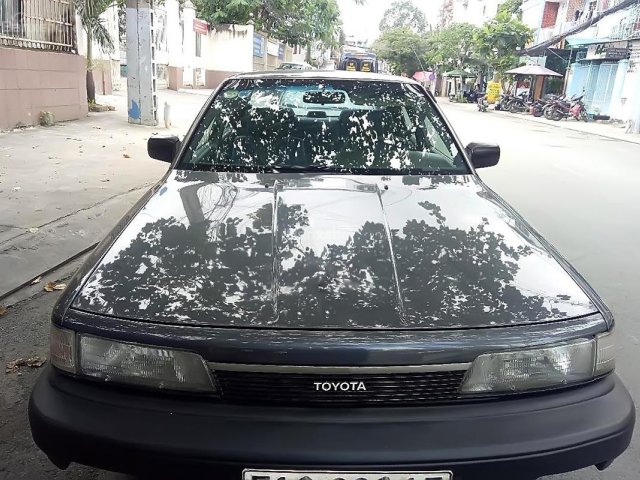 Bán ô tô Toyota Camry năm sản xuất 1990, màu xám, xe nhập