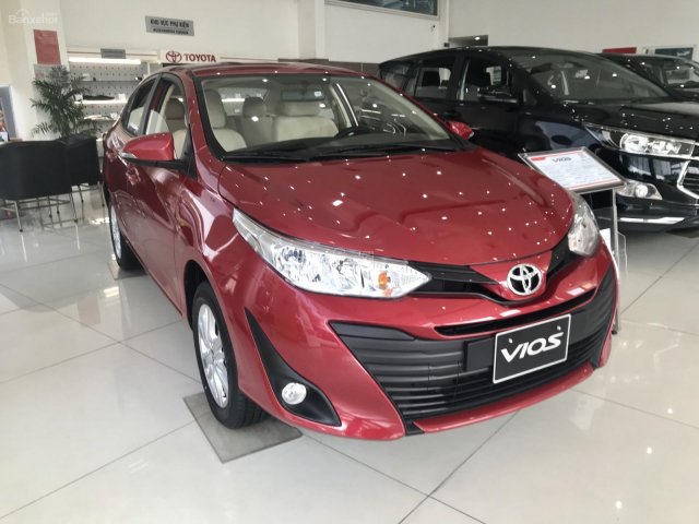 Bán Toyota Vios E CVT 2018 giảm tiền mặt, tặng bảo hiểm DVD & camera