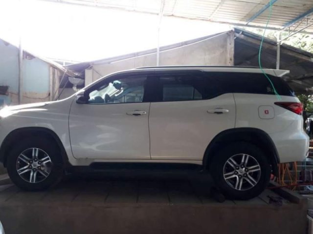 Bán Toyota Fortuner đời 2017, màu trắng, nhập khẩu nguyên chiếc0