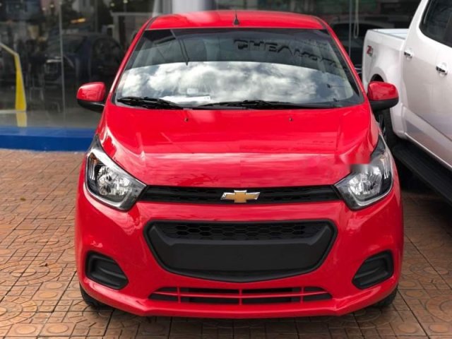 Bán ô tô Chevrolet Spark năm sản xuất 2018, màu đỏ