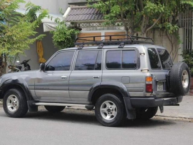 Cần bán Toyota Land Cruiser đời 1995, màu xám, nhập khẩu, giá chỉ 200 triệu