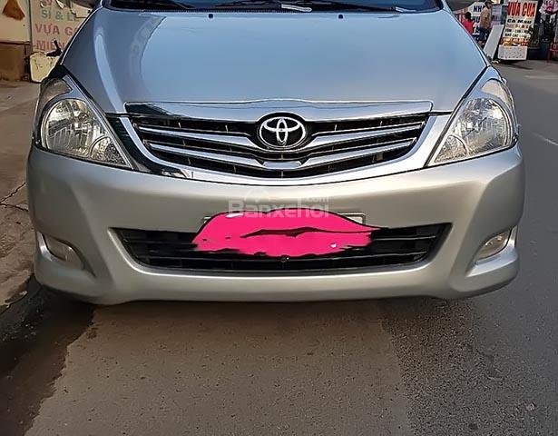 Bán Toyota Innova G đời 2009, màu bạc còn mới