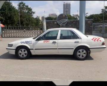 Bán Nissan Bluebird 1993, màu trắng 