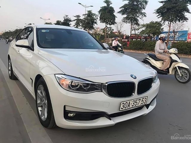 Cần bán xe BMW 320i GT sản xuất năm 2014, màu trắng, nhập khẩu nguyên chiếc như mới