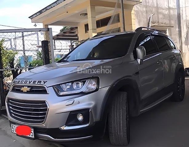 Bán Chevrolet Captiva đời 2016, màu bạc