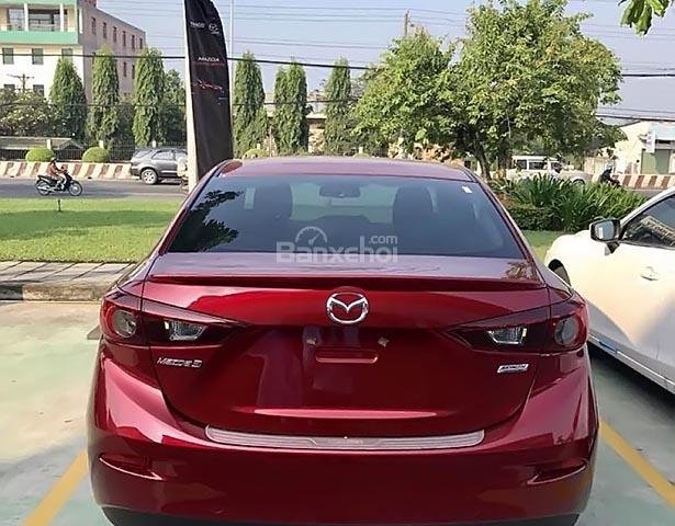 Cần bán xe Mazda 3 1.5L SD năm 2018, màu đỏ