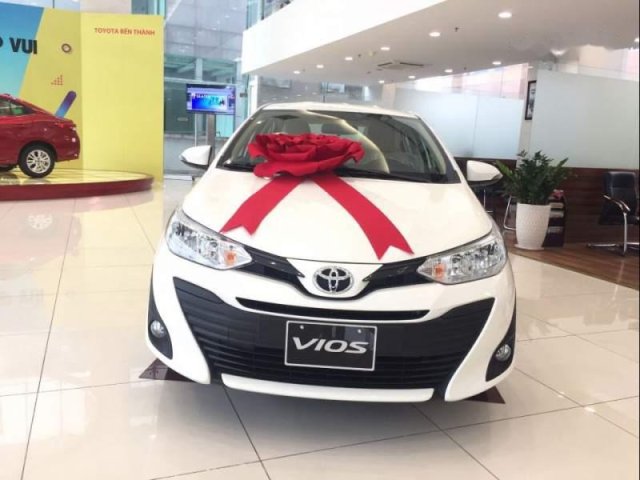 Bán Toyota Vios sản xuất 2018, màu trắng