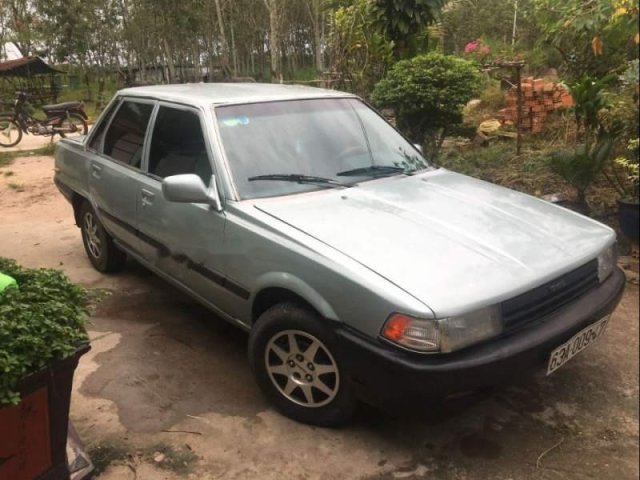 Cần bán xe Toyota Vista đời 1982, nhập khẩu0