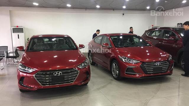 Bán xe Hyundai Elantra giá rẻ, số tự động, giao ngay tại Tây Ninh. LH: 0902570727