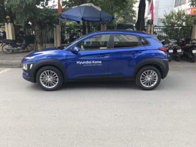 Bán Hyundai Kona đời 2018, màu xanh lam