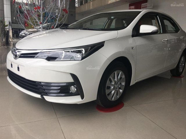 Bán Corolla Altis mới model 2019, số tự động đẹp mê hồn, giá tiết kiệm mà nay còn kèm khuyến mãi cực lớn