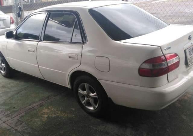 Cần bán Toyota Corolla altis sản xuất năm 2001, màu trắng