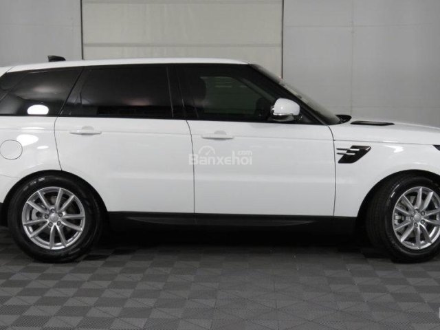 Bán xe Range Rover Sport SE màu trắng, đời 2018- 2019, giao ngay 0932222253