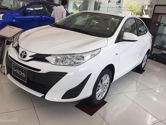 Bán ô tô Toyota Vios 1.5E MT năm sản xuất 2018, màu trắng, giá 531tr