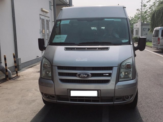 Bán Ford Transit 2012 màu ghi, giá 410 triệu