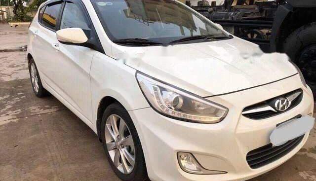 Cần bán lại xe Hyundai Accent đời 2014, màu trắng, nhập khẩu nguyên chiếc, giá chỉ 465 triệu