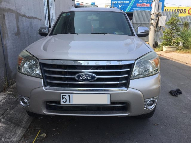 Bán Ford Everest 2009, 7 chỗ, máy dầu, số tự động, màu ghi vàng