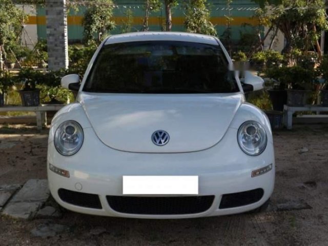 Cần bán gấp Volkswagen Beetle 1.6AT năm 2009, màu trắng, nhập khẩu nguyên chiếc, 520tr