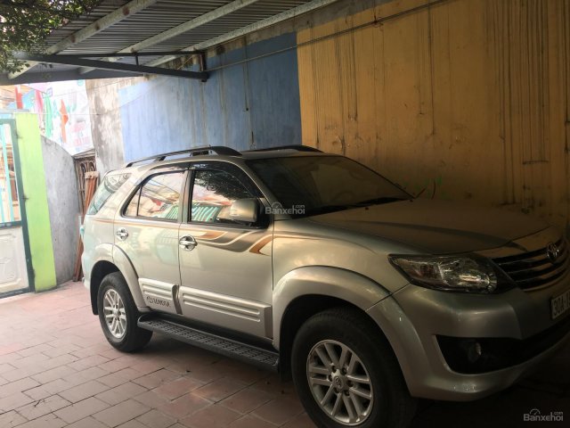 Bán ô tô Toyota Fortuner 2.7 2014, màu bạc