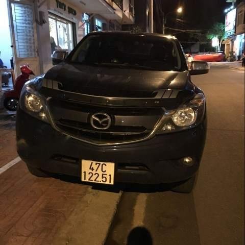 Cần bán xe Mazda BT 50 đời 2016, số tự động