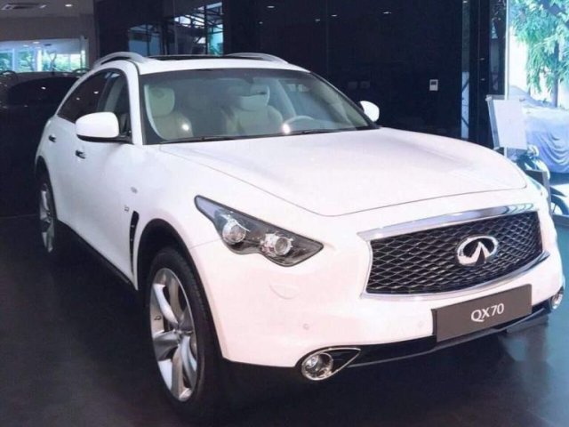 Bán ô tô Infiniti QX70 đời 2017, màu trắng, nhập khẩu0