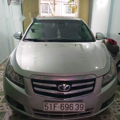 Cần bán Daewoo Lacetti sản xuất 2010, màu bạc, xe nhập