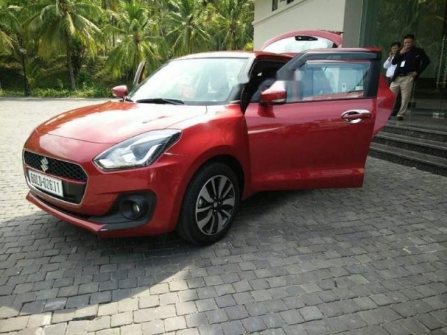 Bán xe Suzuki Swift đời 2018, màu đỏ, nhập khẩu nguyên chiếc, giá chỉ 499 triệu