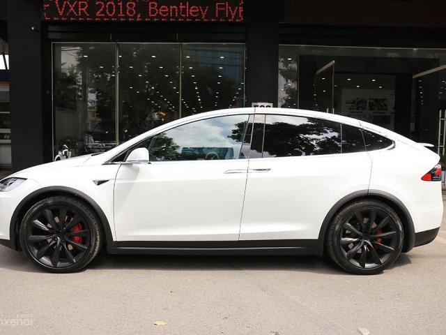 Bán Tesla X P100D đời 2018, màu trắng, nhập khẩu0