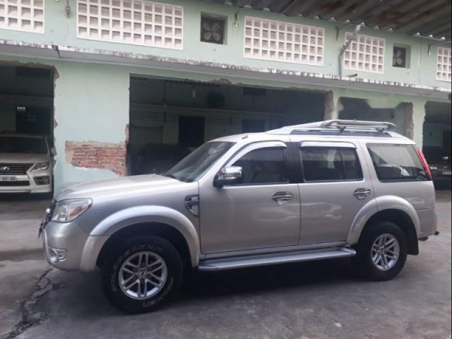 Cần bán lại xe Ford Everest MT năm sản xuất 2009 xe gia đình, giá 455tr